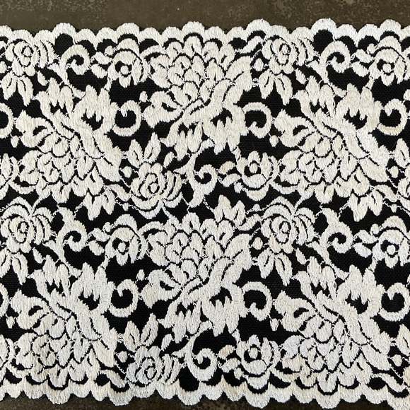 3 yards black & white stretch lace embroidered floral apparel fabric trim - Picture 4 of 7